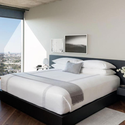 How to Make Your Bed Like a Hotel Bed 