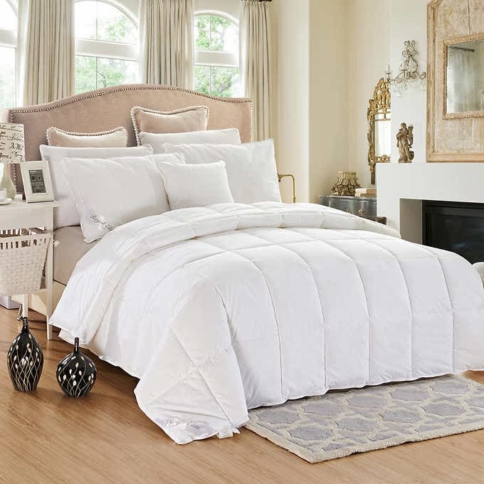 Luxurious duvets, cozy comforters, and snug blankets for ultimate comfort