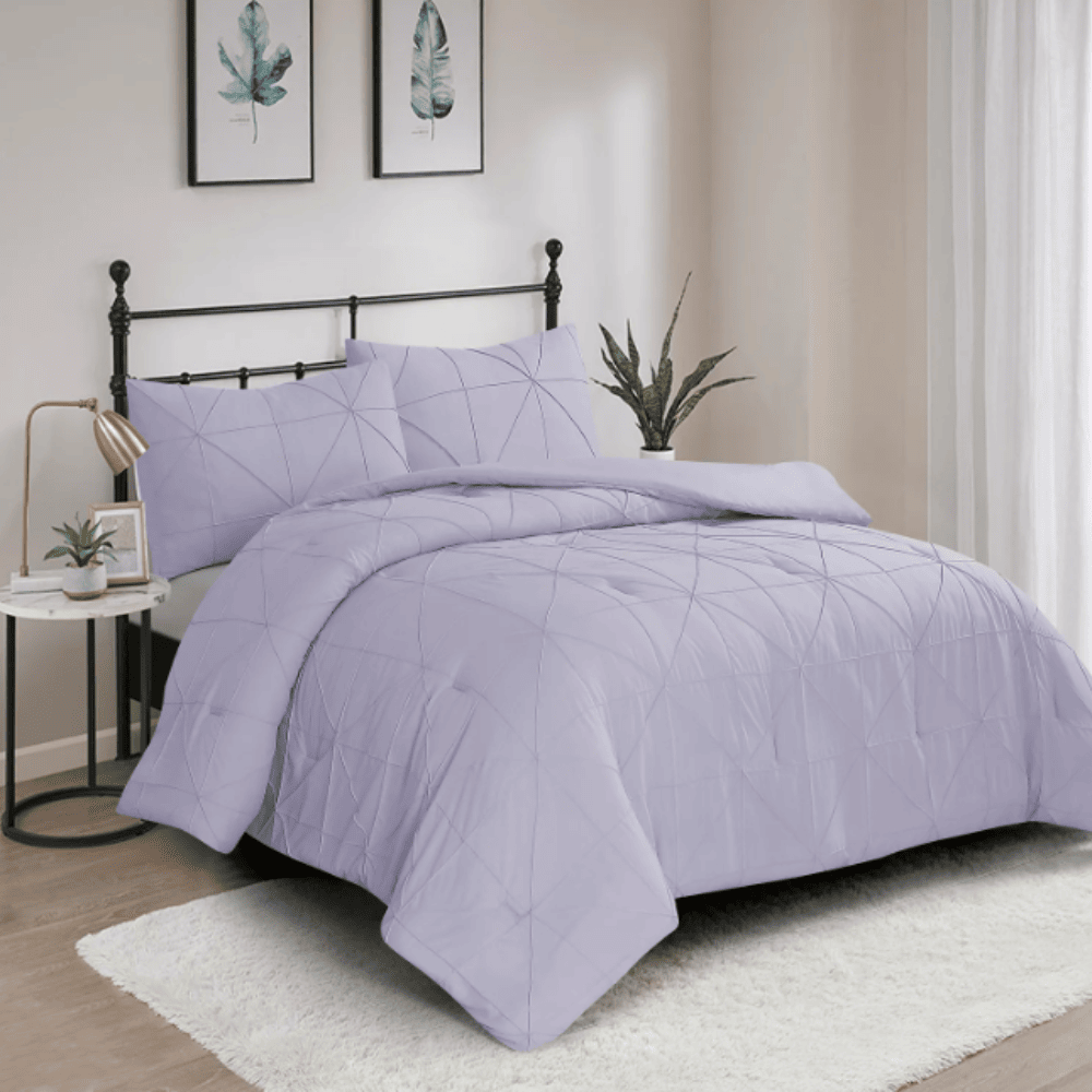 3 Piece Pintuck Comforter Set - Vacuum Pack - lilac Luxury lightweight comforter with anti-allergy properties and orthopedic support, perfect for king-size beds in boutique hotels