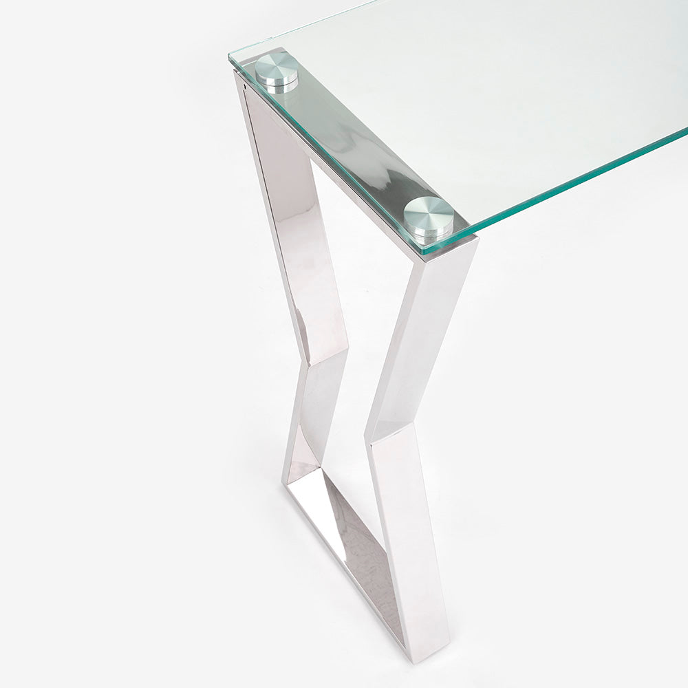 Refined aesthetics with Tempered Glass, Stainless Steel. Elevate your space with enduring quality effortlessly.