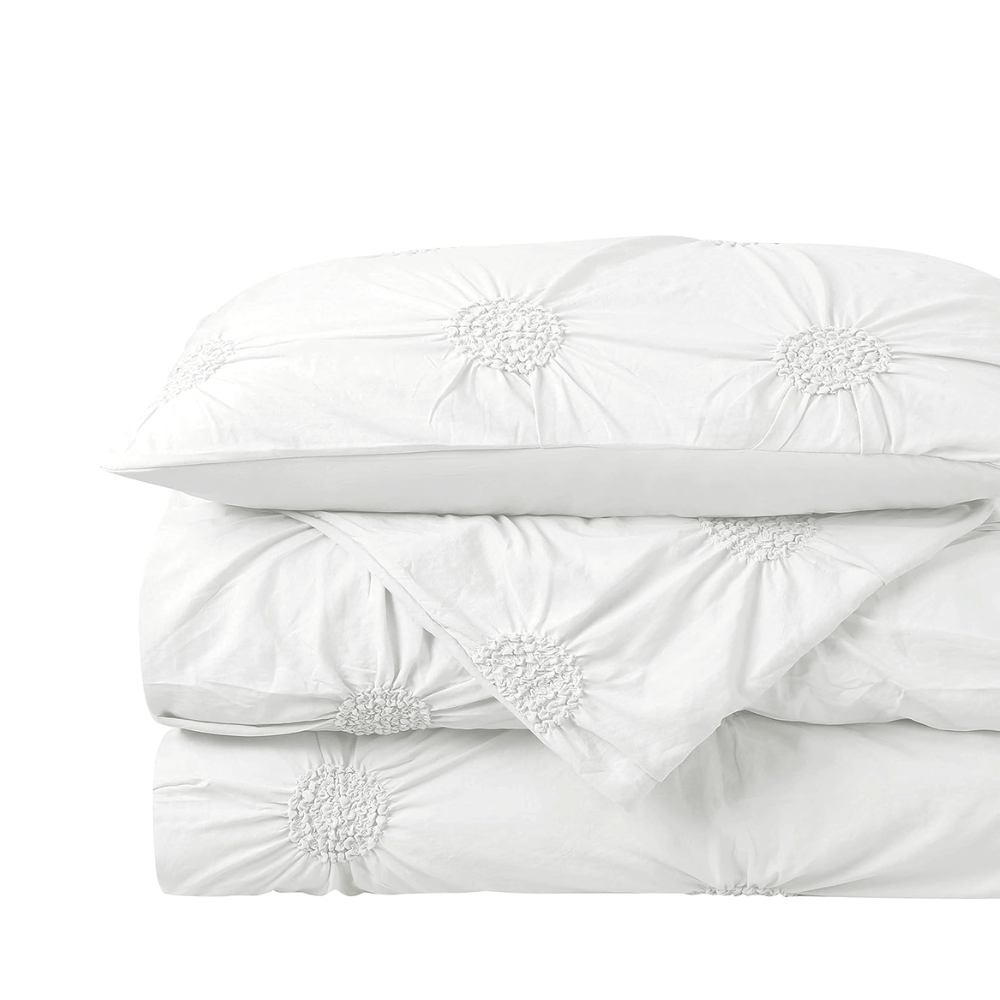 3pc Floral Ruched Duvet Cover Set / White (closer view).