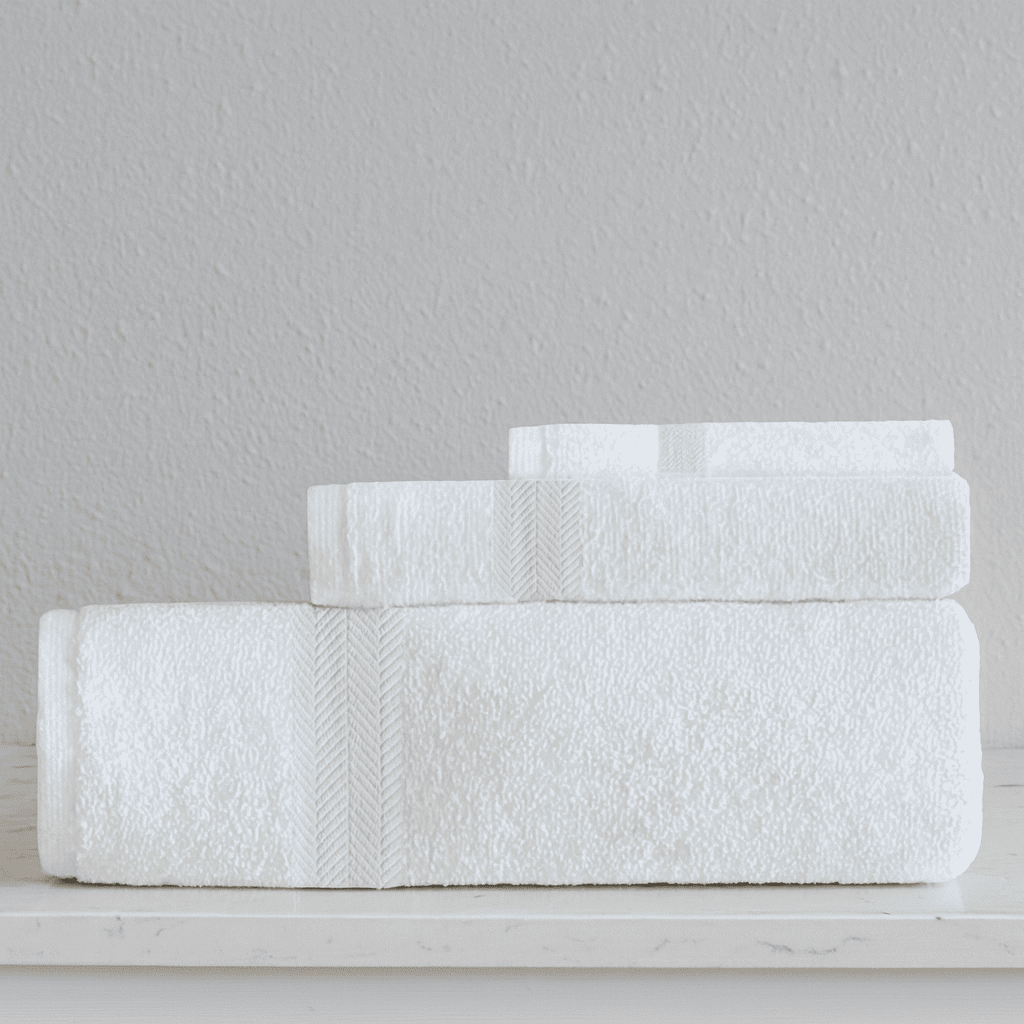 Luxurious Turkish Towel Series white hotel towel set crafted from soft Turkish cotton, perfect for resorts and spas.