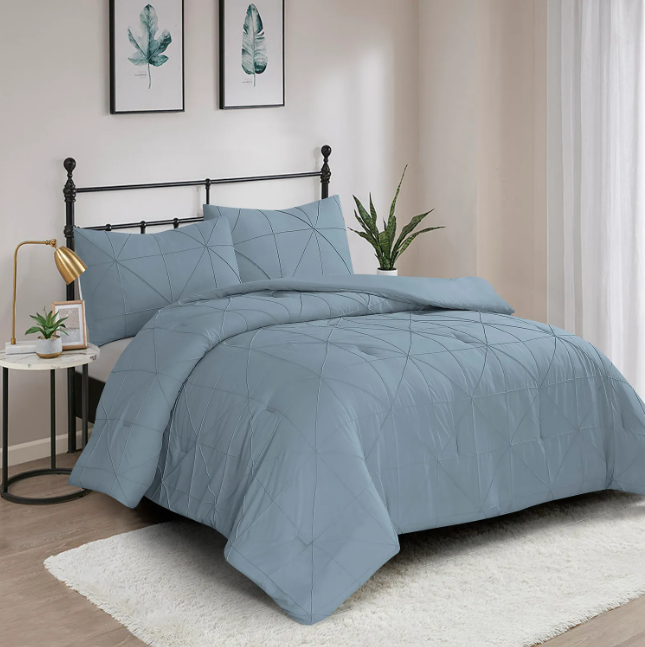 3 Piece Pintuck Comforter Set - Vacuum Pack - blue